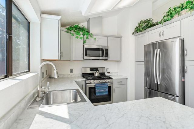 3252 N Mountain Shadow Drive, Palm Springs, CA 92262