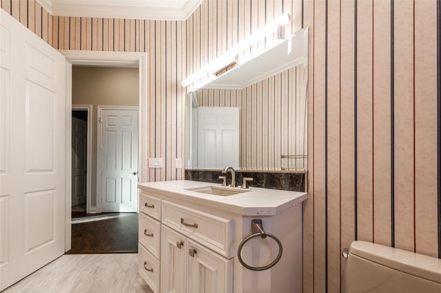 11285 Riverview Way, Houston, TX 77042