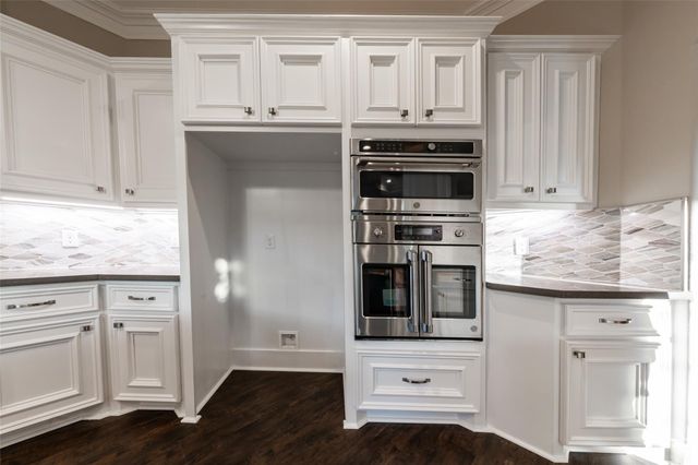 11285 Riverview Way, Houston, TX 77042