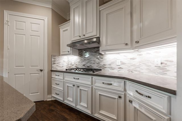 11285 Riverview Way, Houston, TX 77042