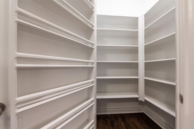 11285 Riverview Way, Houston, TX 77042