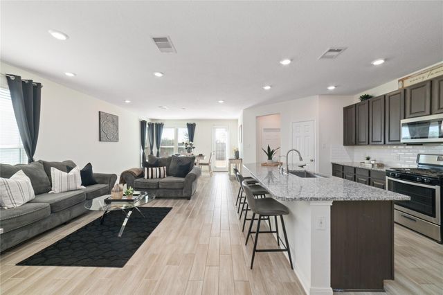 6543 White Tail Court, Richmond, TX 77406