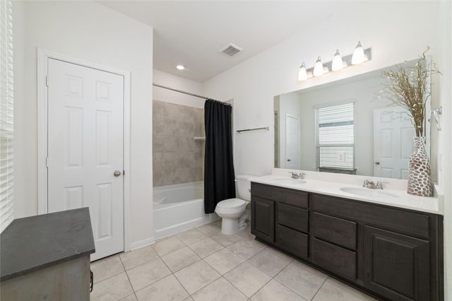 6543 White Tail Court, Richmond, TX 77406