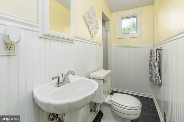 5 CAMBRIDGE DR, West Deptford, NJ 08096