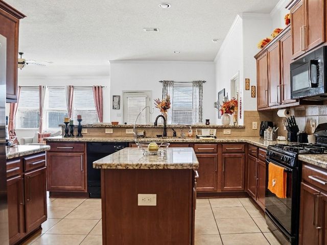 21391 Village Crossing Lane, Porter, TX 77365