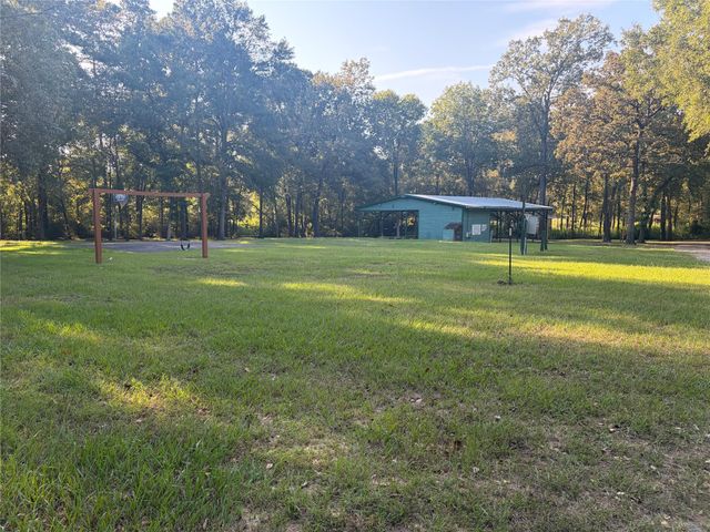 333 Beaver Run, Livingston, TX 77351