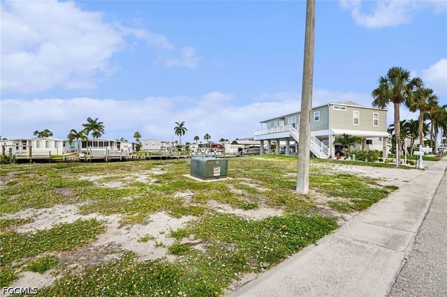 17760 Stevens BLVD, Fort Myers Beach, FL 33931