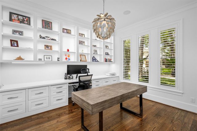 122 Sibelius Lane, Houston, TX 77079