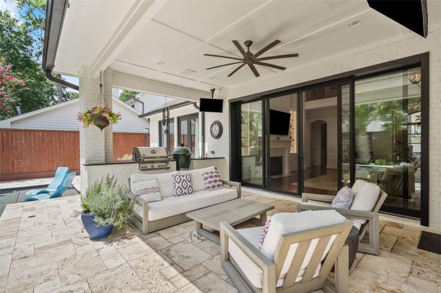 122 Sibelius Lane, Houston, TX 77079