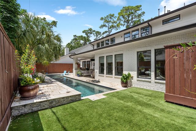 122 Sibelius Lane, Houston, TX 77079