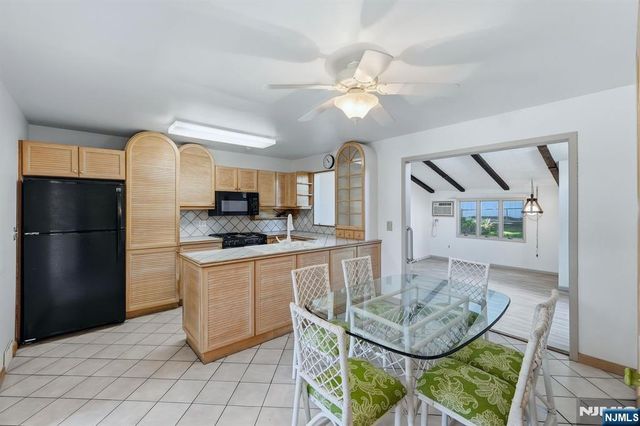270 Coolidge Avenue, Hasbrouck Heights, NJ 07604