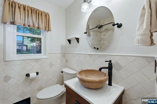 270 Coolidge Avenue, Hasbrouck Heights, NJ 07604