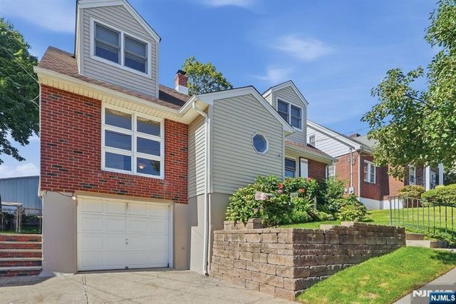270 Coolidge Avenue, Hasbrouck Heights, NJ 07604