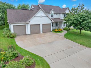 142 Maple DRIVE, Plymouth, WI 53073