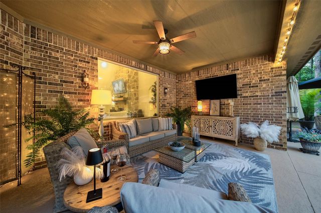27118 Bearclaw Court, Magnolia, TX 77355
