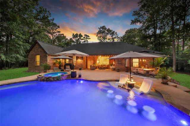 27118 Bearclaw Court, Magnolia, TX 77355