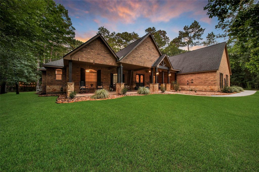 27118 Bearclaw Court, Magnolia, TX 77355