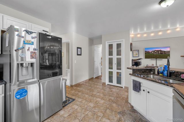20104 Candace Drive, Rockwood, MI 48173