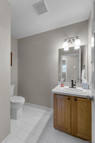 20104 Candace Drive, Rockwood, MI 48173