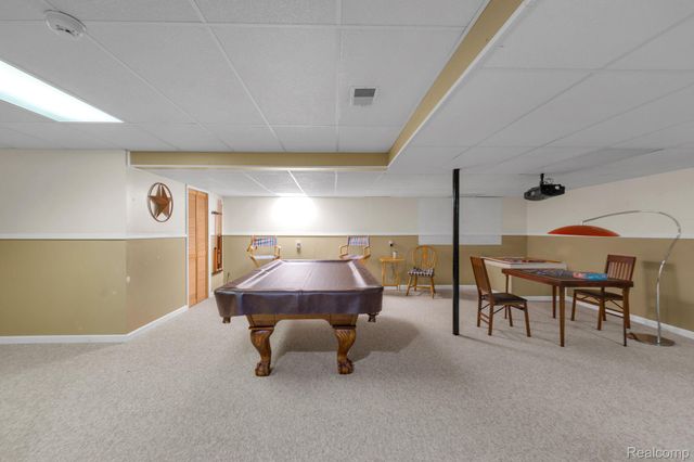 20104 Candace Drive, Rockwood, MI 48173