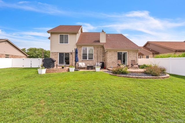 20104 Candace Drive, Rockwood, MI 48173