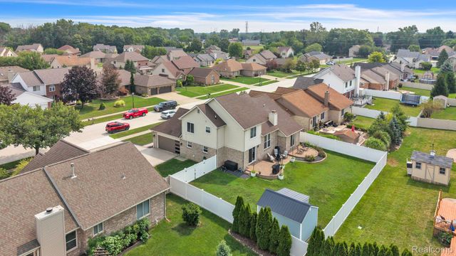 20104 Candace Drive, Rockwood, MI 48173