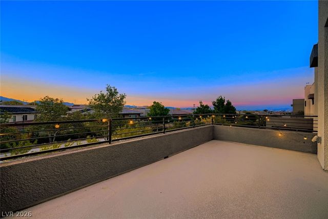 10334 Jade Gardens Drive, Las Vegas, NV 89135
