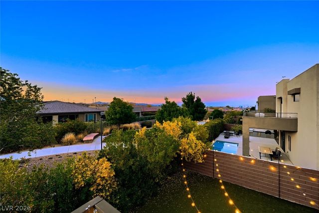 10334 Jade Gardens Drive, Las Vegas, NV 89135