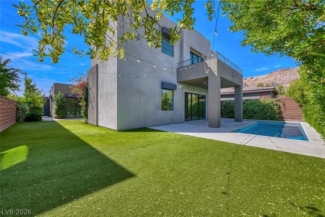 10334 Jade Gardens Drive, Las Vegas, NV 89135