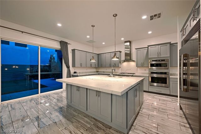 10334 Jade Gardens Drive, Las Vegas, NV 89135
