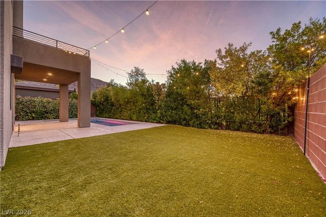 10334 Jade Gardens Drive, Las Vegas, NV 89135