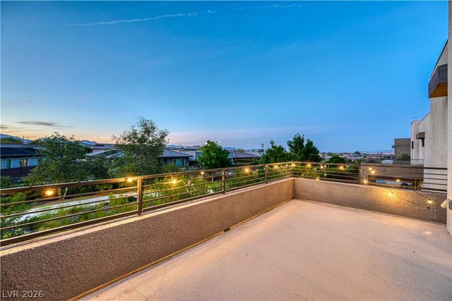 10334 Jade Gardens Drive, Las Vegas, NV 89135