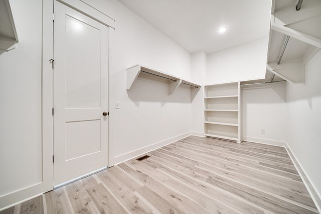 7518 Shoal Mill Point, Fairview, TN 37062