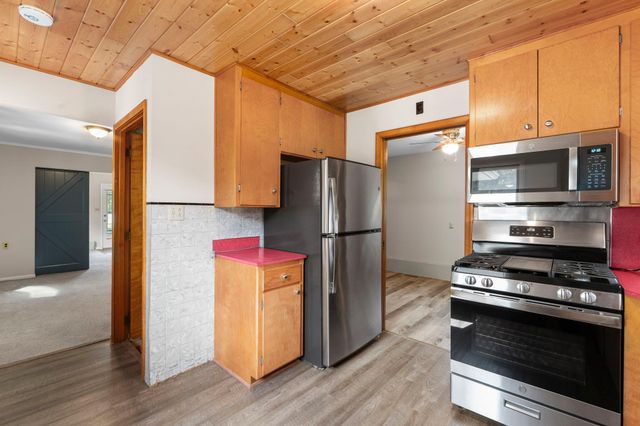 409 Clay Street S, Shakopee, MN 55379