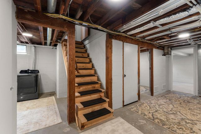 409 Clay Street S, Shakopee, MN 55379