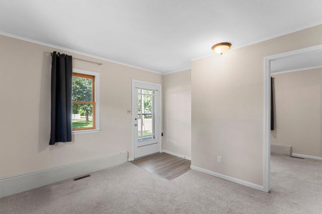 409 Clay Street S, Shakopee, MN 55379