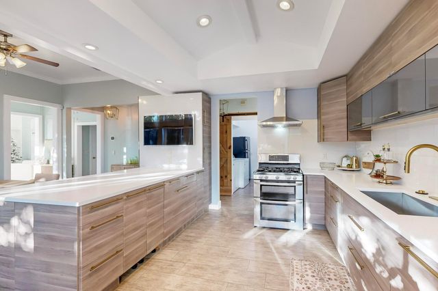 811 Oakway Court, Richardson, TX 75081