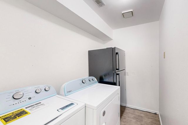 811 Oakway Court, Richardson, TX 75081
