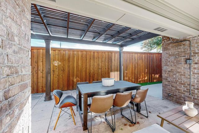 811 Oakway Court, Richardson, TX 75081