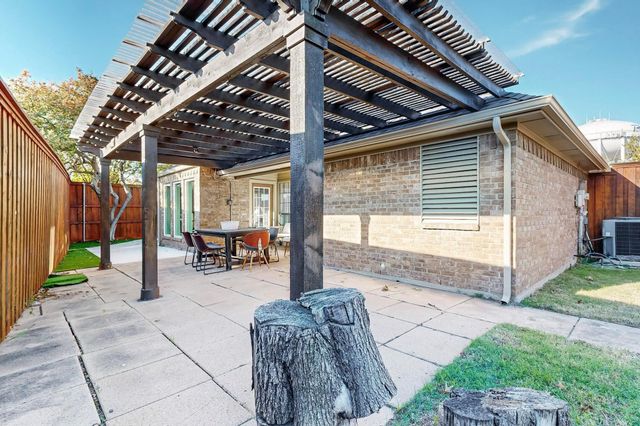 811 Oakway Court, Richardson, TX 75081
