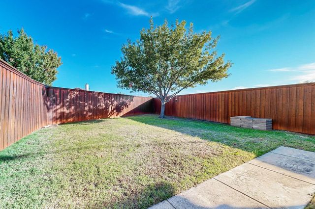 811 Oakway Court, Richardson, TX 75081