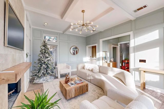 811 Oakway Court, Richardson, TX 75081