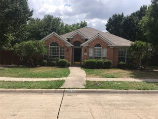 10909 Reisling Drive, Frisco, TX 75035