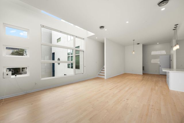 5632 Kiam Street C, Houston, TX 77007