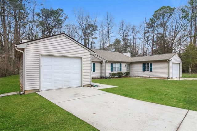 6432 River Park Drive, Riverdale, GA 30274