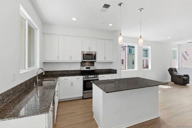 5502 Caminito Sandwaves 172, San Diego, CA 92154