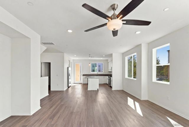 5502 Caminito Sandwaves 172, San Diego, CA 92154