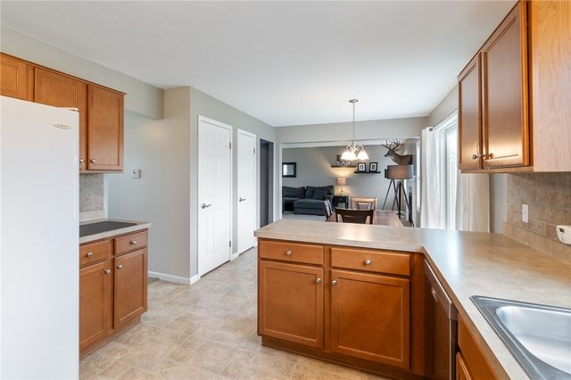 842 Bannerwood Drive, Webster, NY 14519