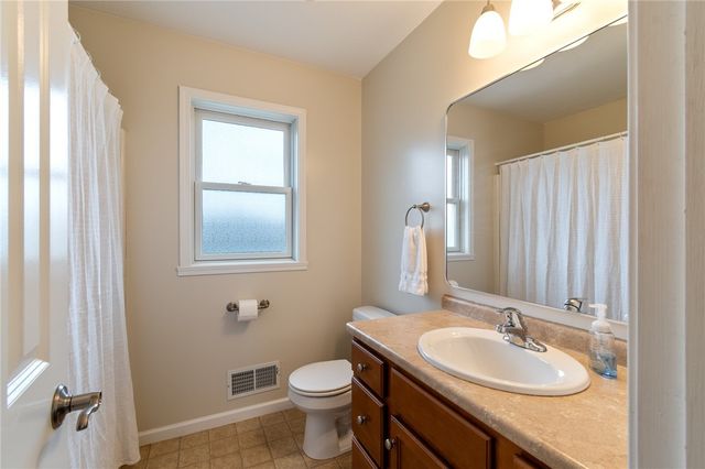 842 Bannerwood Drive, Webster, NY 14519