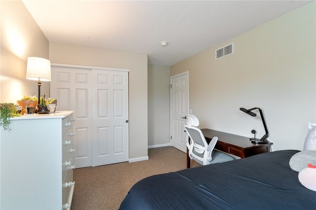 842 Bannerwood Drive, Webster, NY 14519